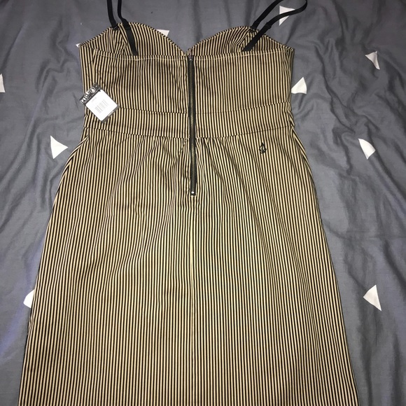 NWT Volcom tan and black pinstriped dress - Picture 3 of 7